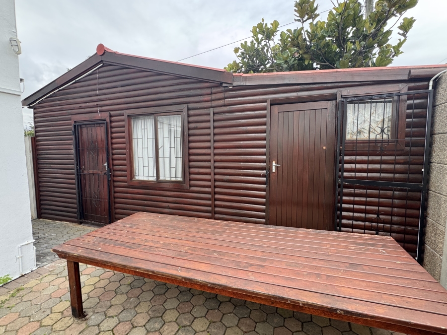 12 Bedroom Property for Sale in Klein Brak Western Cape